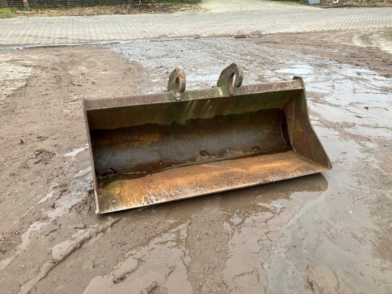 Ground box Pladdet 2008