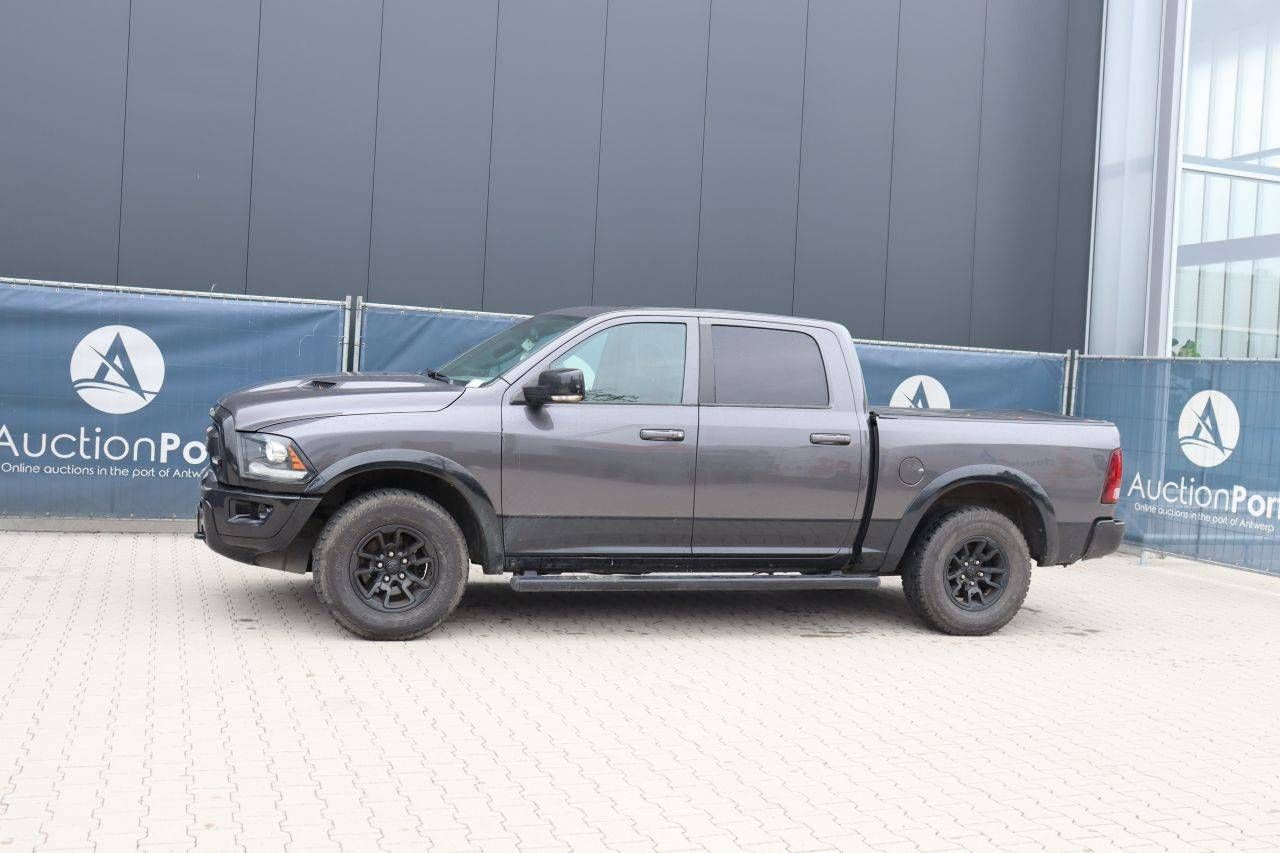 Pick Up Dodge RAM1500 Petrol+LPG 402hp 2016
