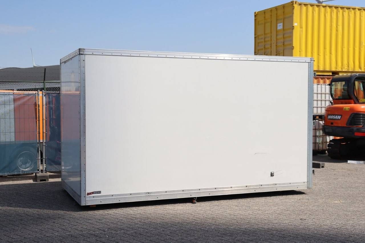 Closed Container 2019