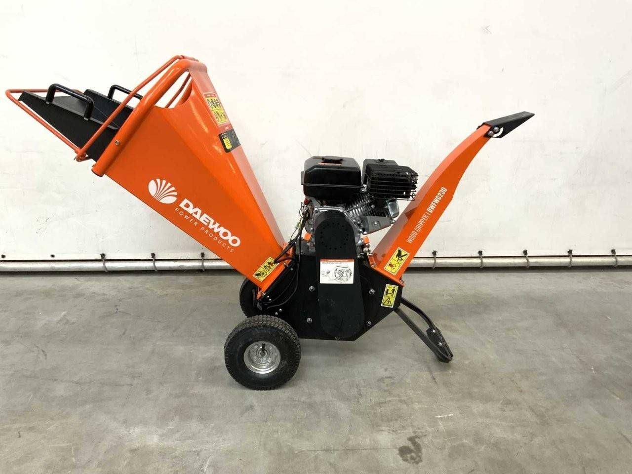 Daewoo DWFWC230 Petrol Wood Chipper 2026 New