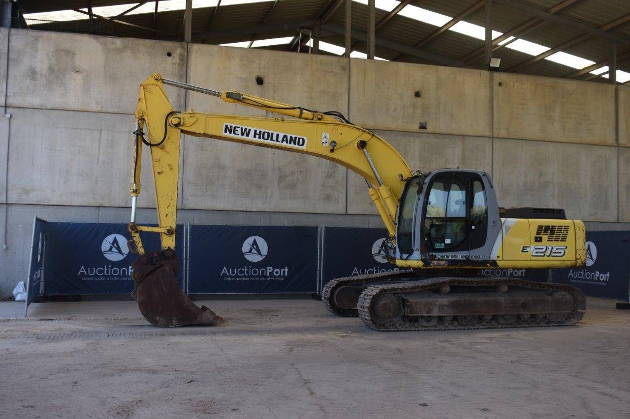 Crawler excavator New Holland E215 Diesel