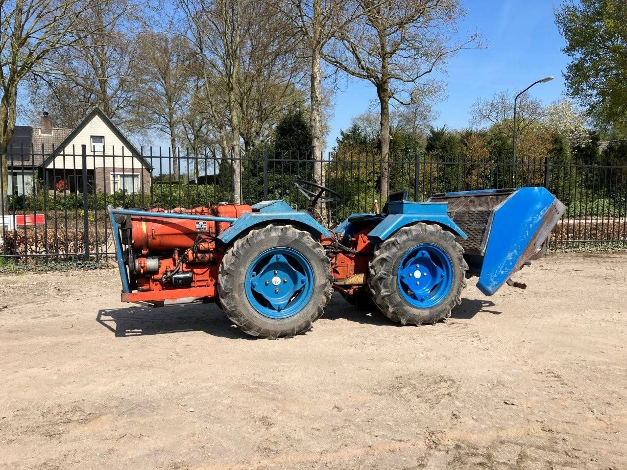 Nibbi 419 Diesel articulated tractor with spading machine