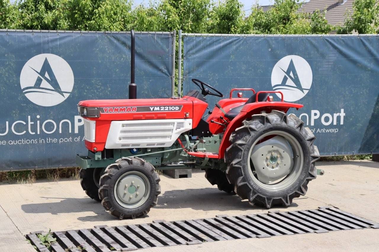 Mini tractor Yanmar 2210D Diesel