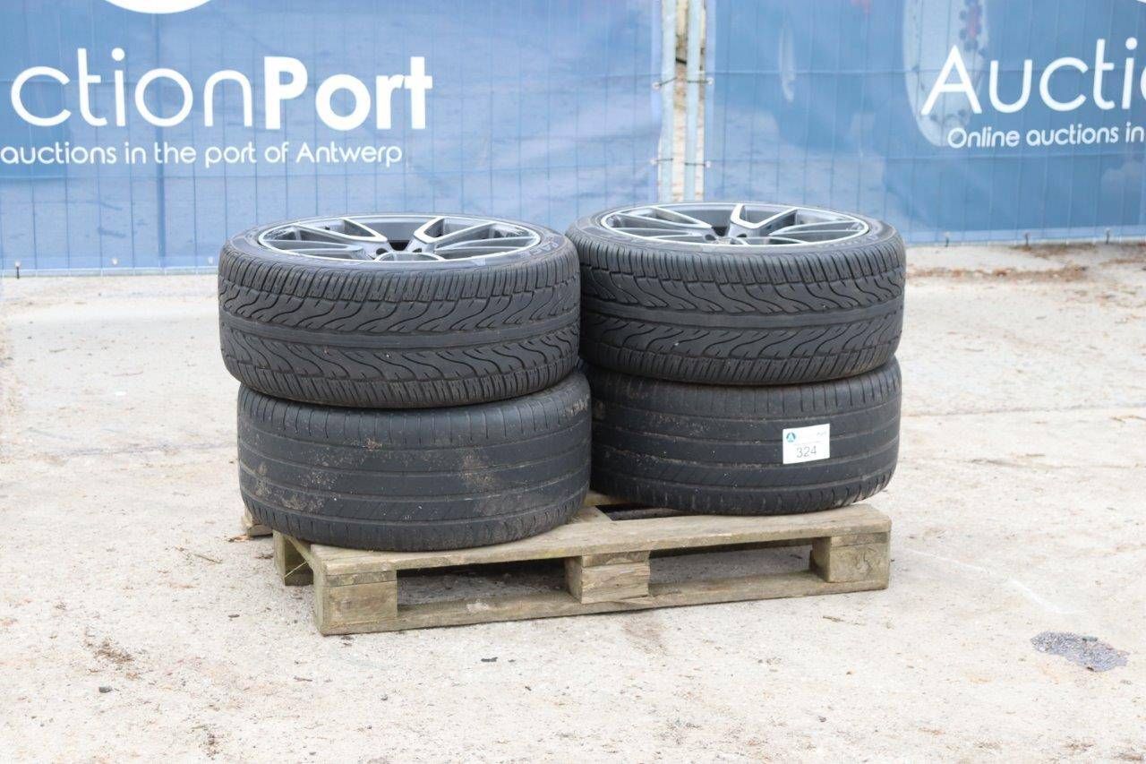 Batch of tires Azura 295/35ZR21 4 pieces