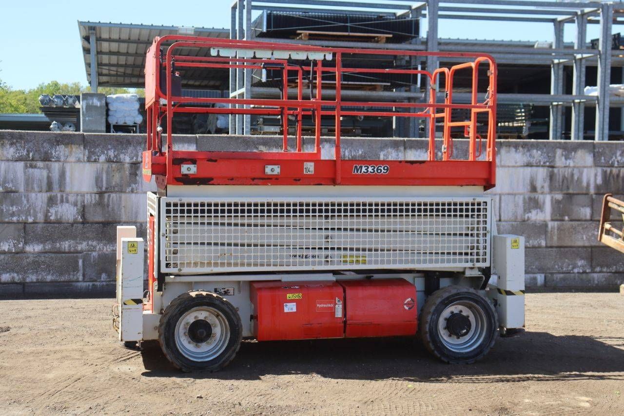 Scissor lift JLG M3369 Diesel 12m 2014