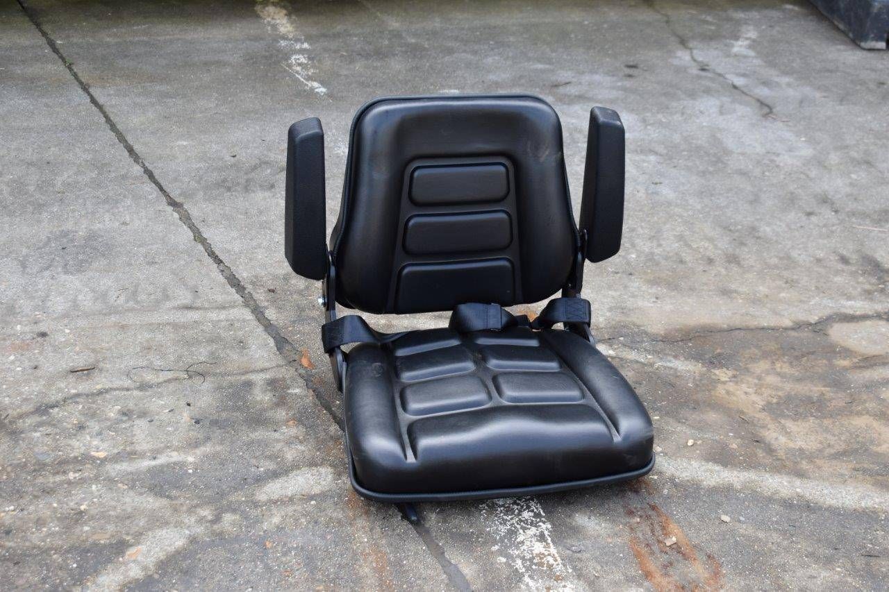 Forklift seat 