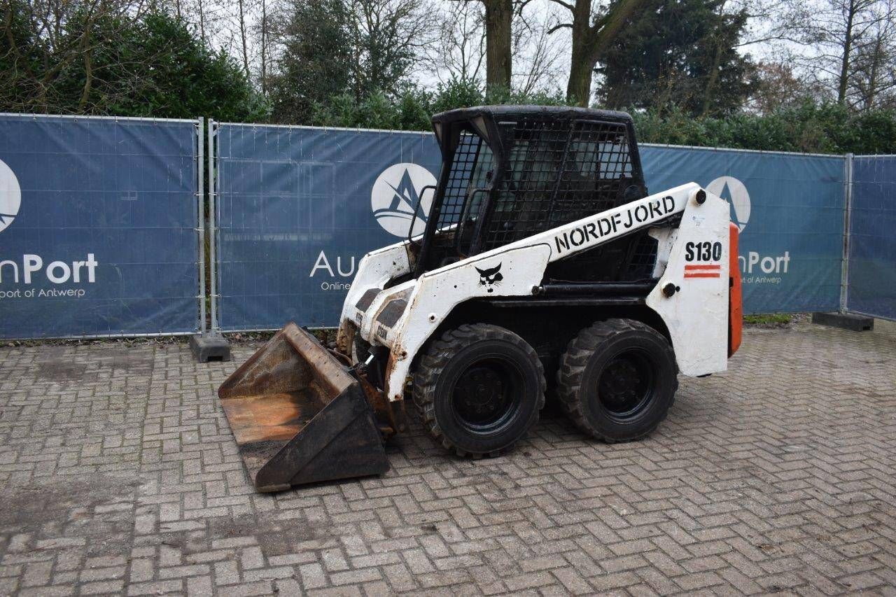 Skid steer loader Bobcat S130 Diesel