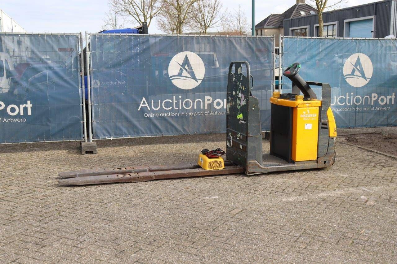 Pallet truck Jungheinrich ECE 225 Electric 2500kg