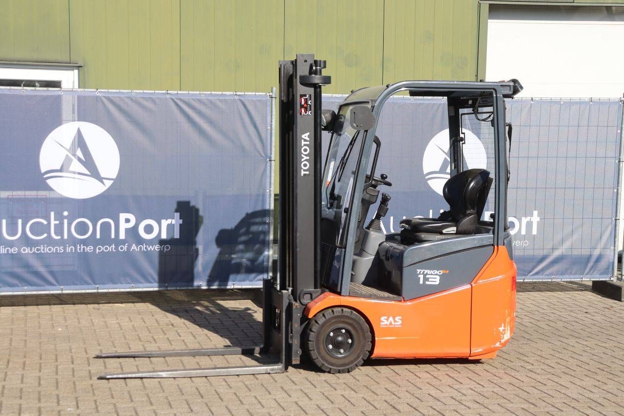 Carrello elevatore elettrico Toyota 7FBEST13 da 1250 kg, anno 2019