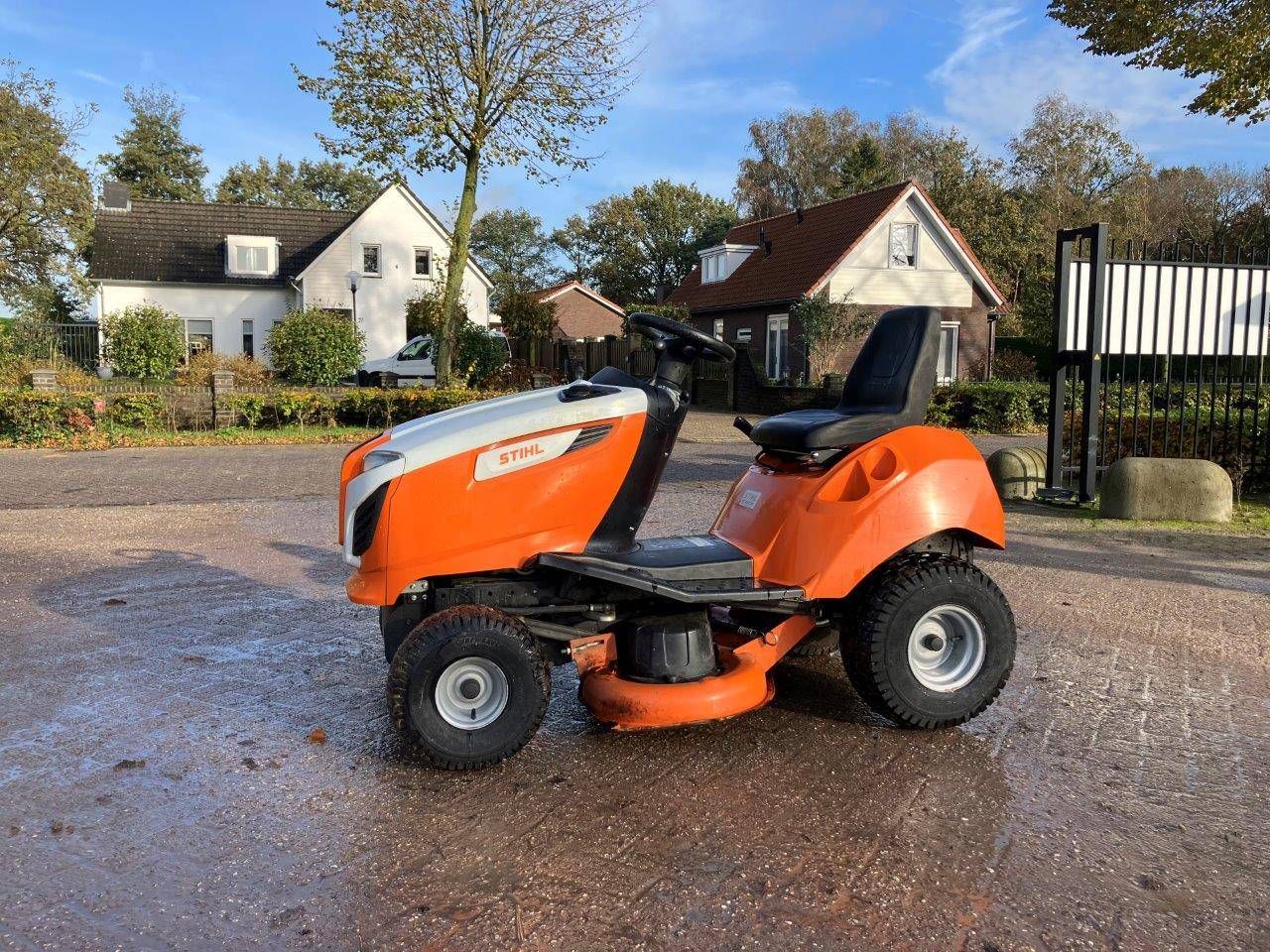 Riding mower Stihl RT 4097.1 SX Petrol 2020