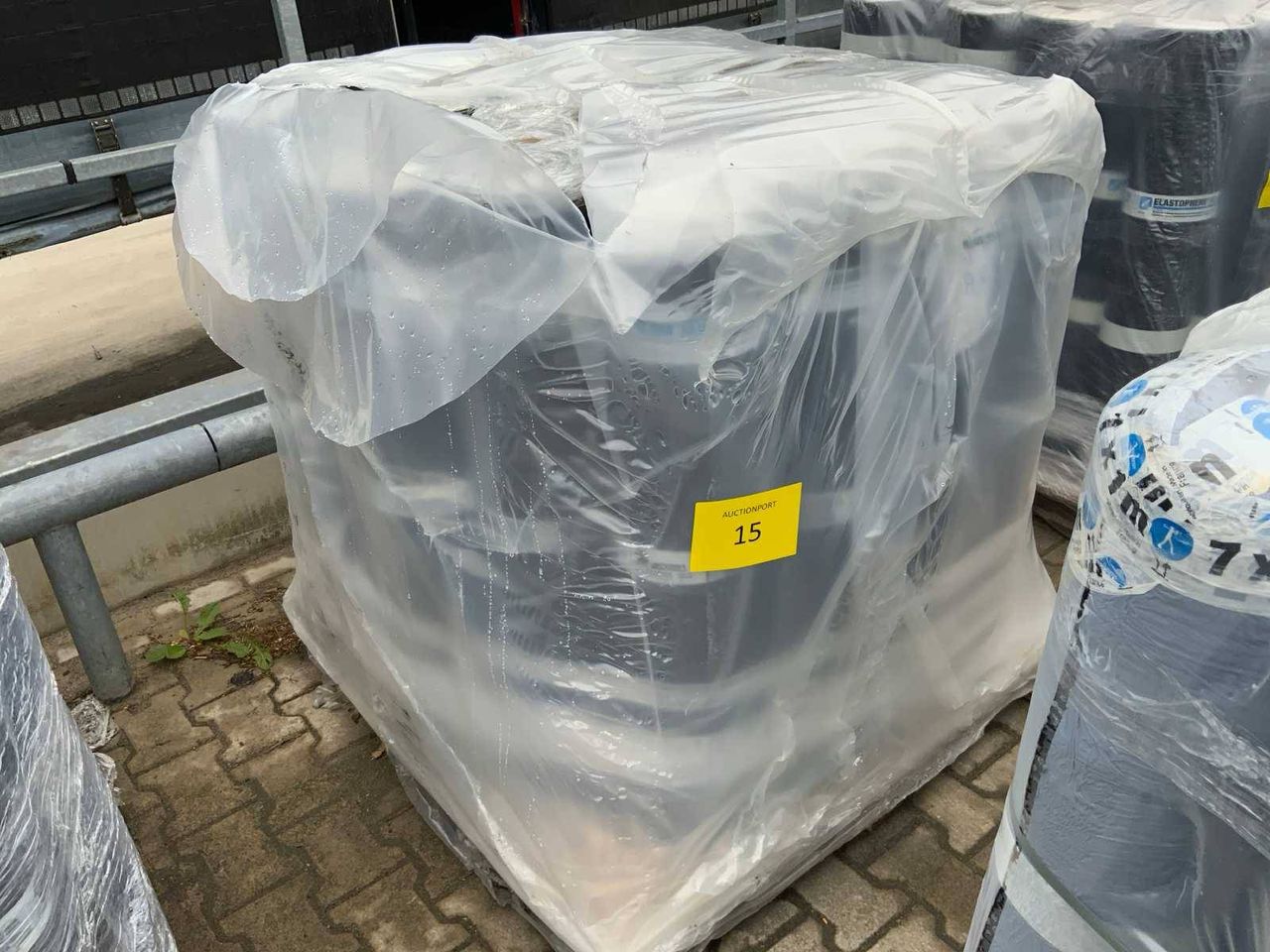 Pallet Roofing New