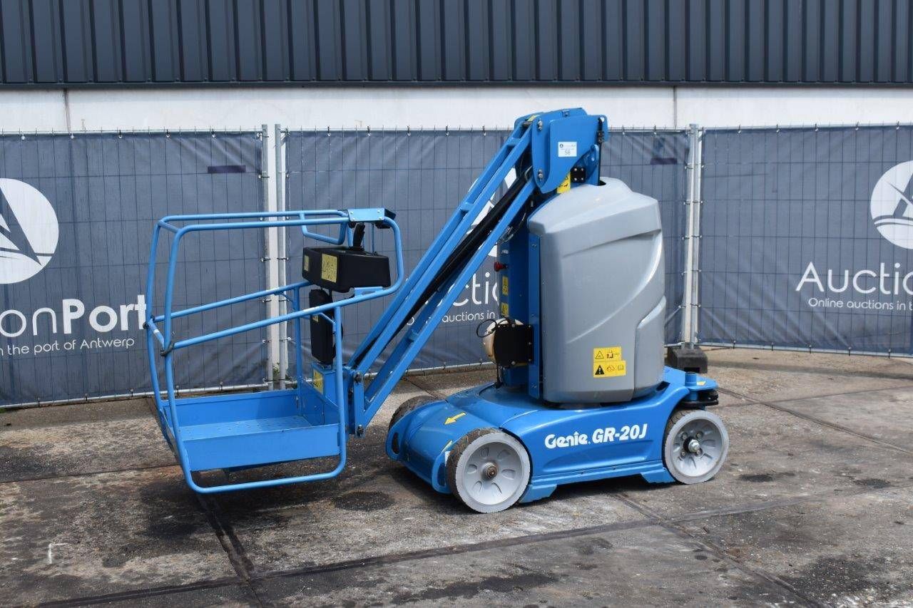 Mast lift Genie GR20J Electric 7.7m
