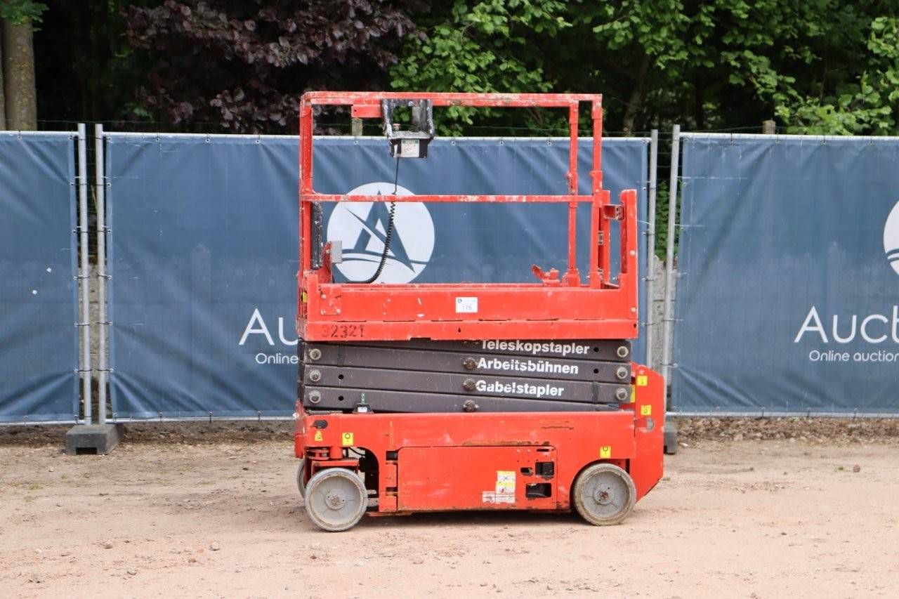 Manitou 3232T Electric Scissor Lift 5.6m 2014