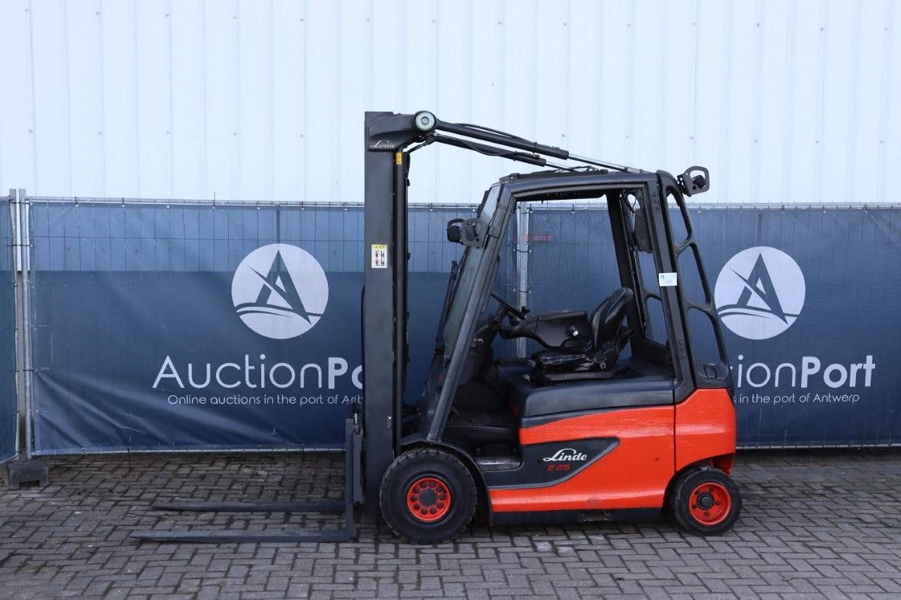Forklift Linde E25-01 Electric 2500kg 4.68m 2015