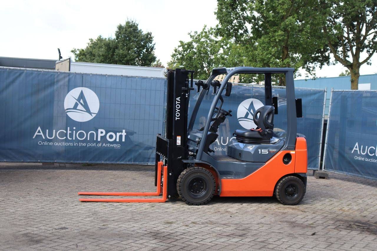 Carrello elevatore Toyota 42-8FDL15 Diesel 1500 kg 3,0 m 2025