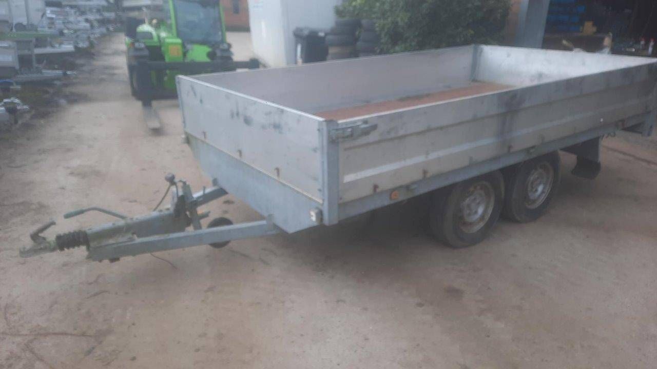 Trailer 3.30x1.80m