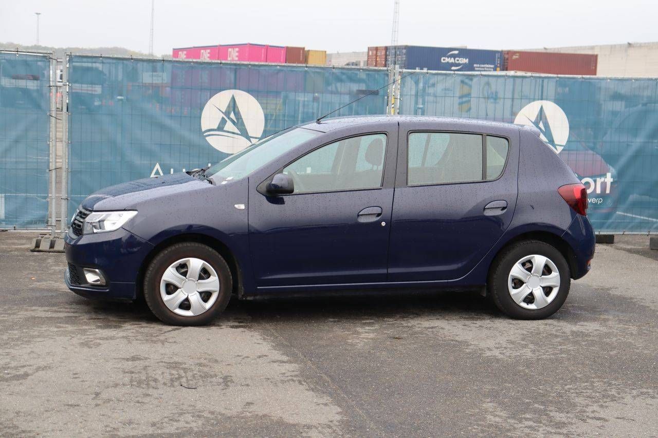 Passenger car Dacia Sandero Petrol 90hp 2017 (Margin)