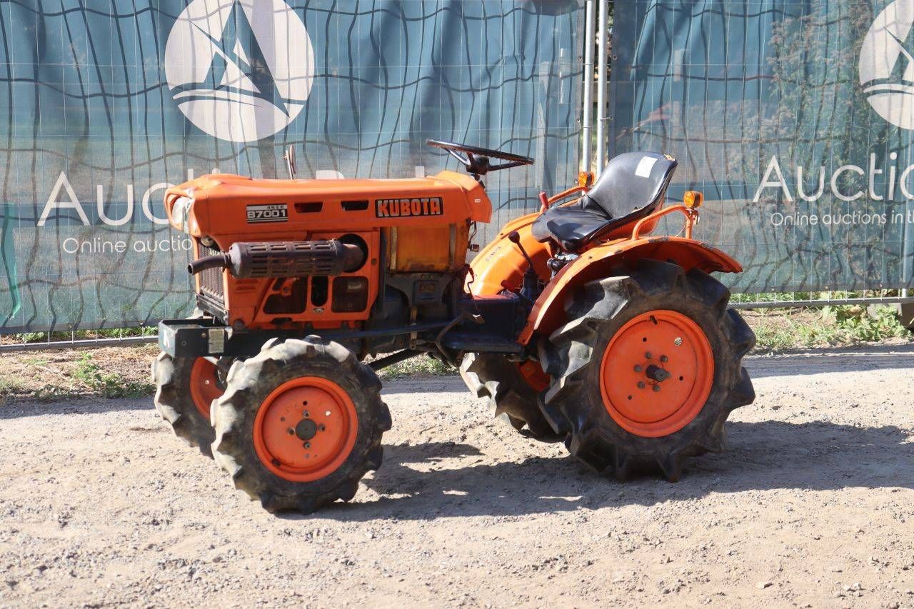 Kleintraktor Kubota B7001 Diesel 16 PS