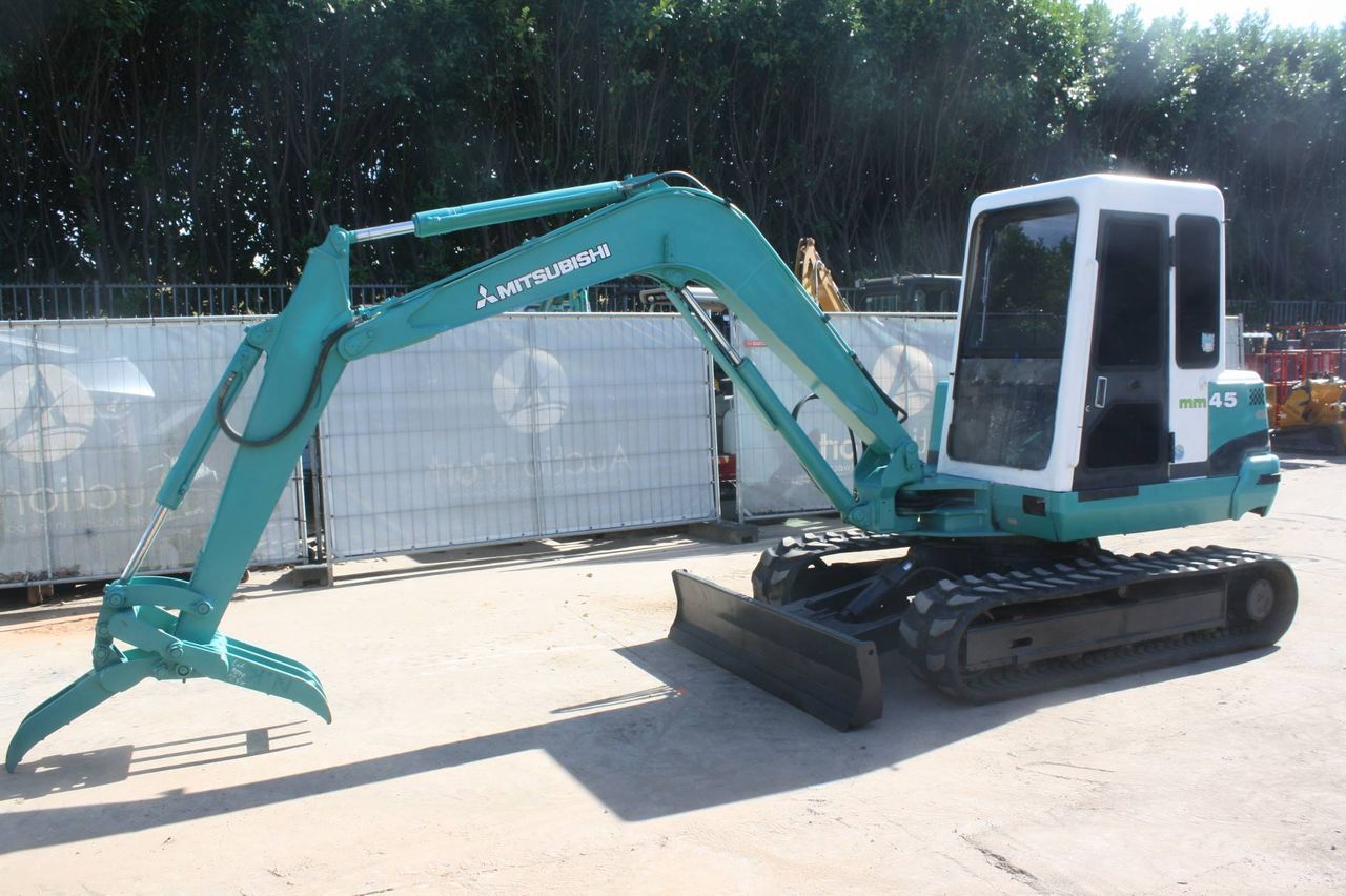 Crawler excavator Mitsubishi MM45 Diesel