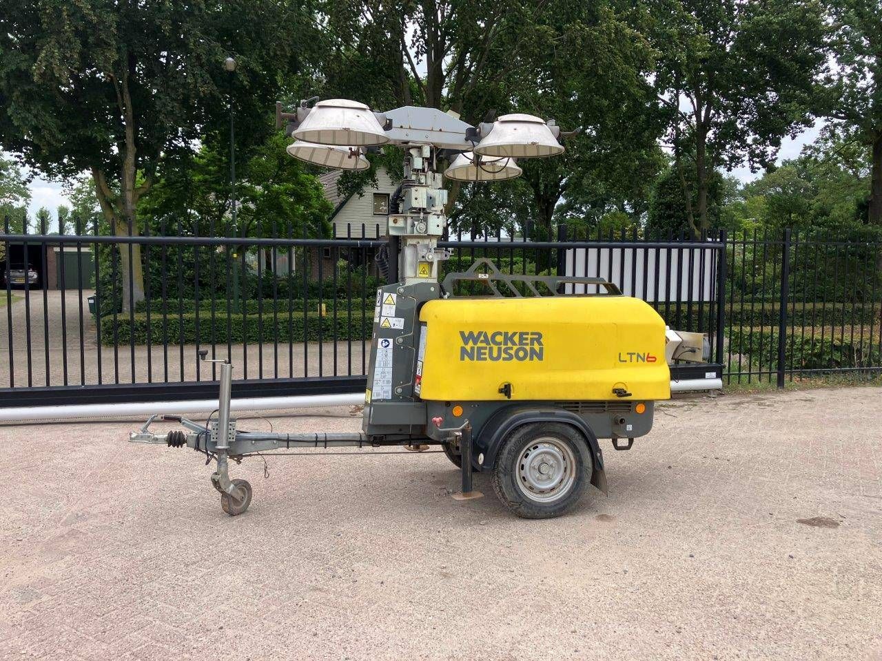 Mobile Light Pole Wacker Neuson Diesel 6m