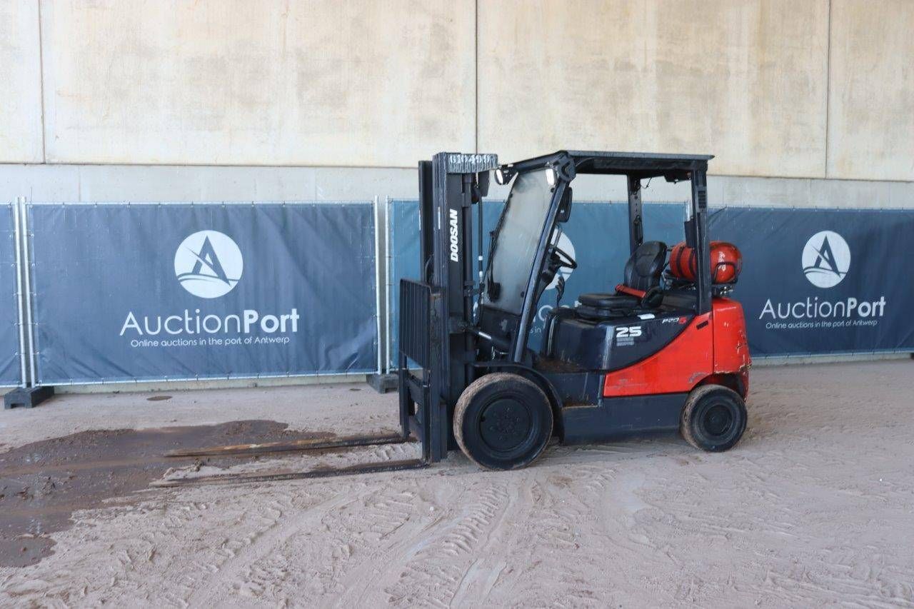 Forklift Doosan G25P-5 LPG 2500kg 4.73m 2017