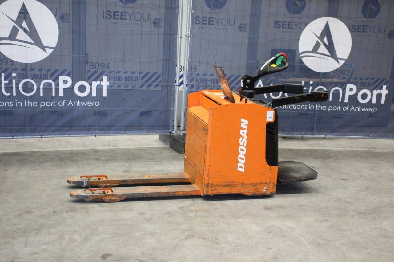 Doosan LEDH20MP Electric Pallet Truck 2000kg 2019