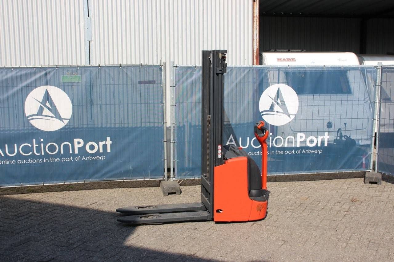 Stacker Fenwick-Linde L12i Electric 1200kg 4.77m 2014