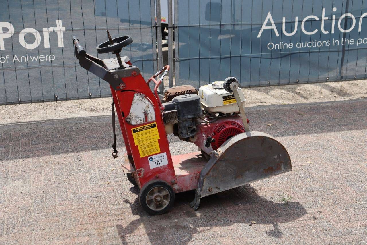 Husqvarna FS400LV Petrol Floor Saw 8.7kW 2013