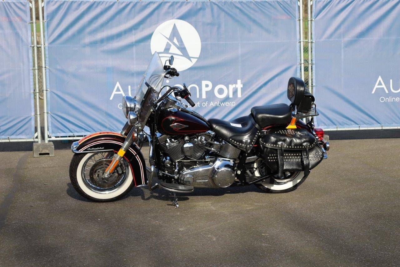 Motorcycle Harley Davidson Heritage Softail Petrol