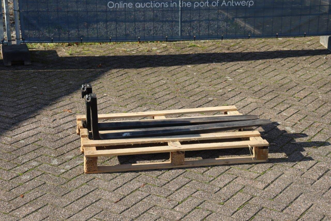 Pallet forks