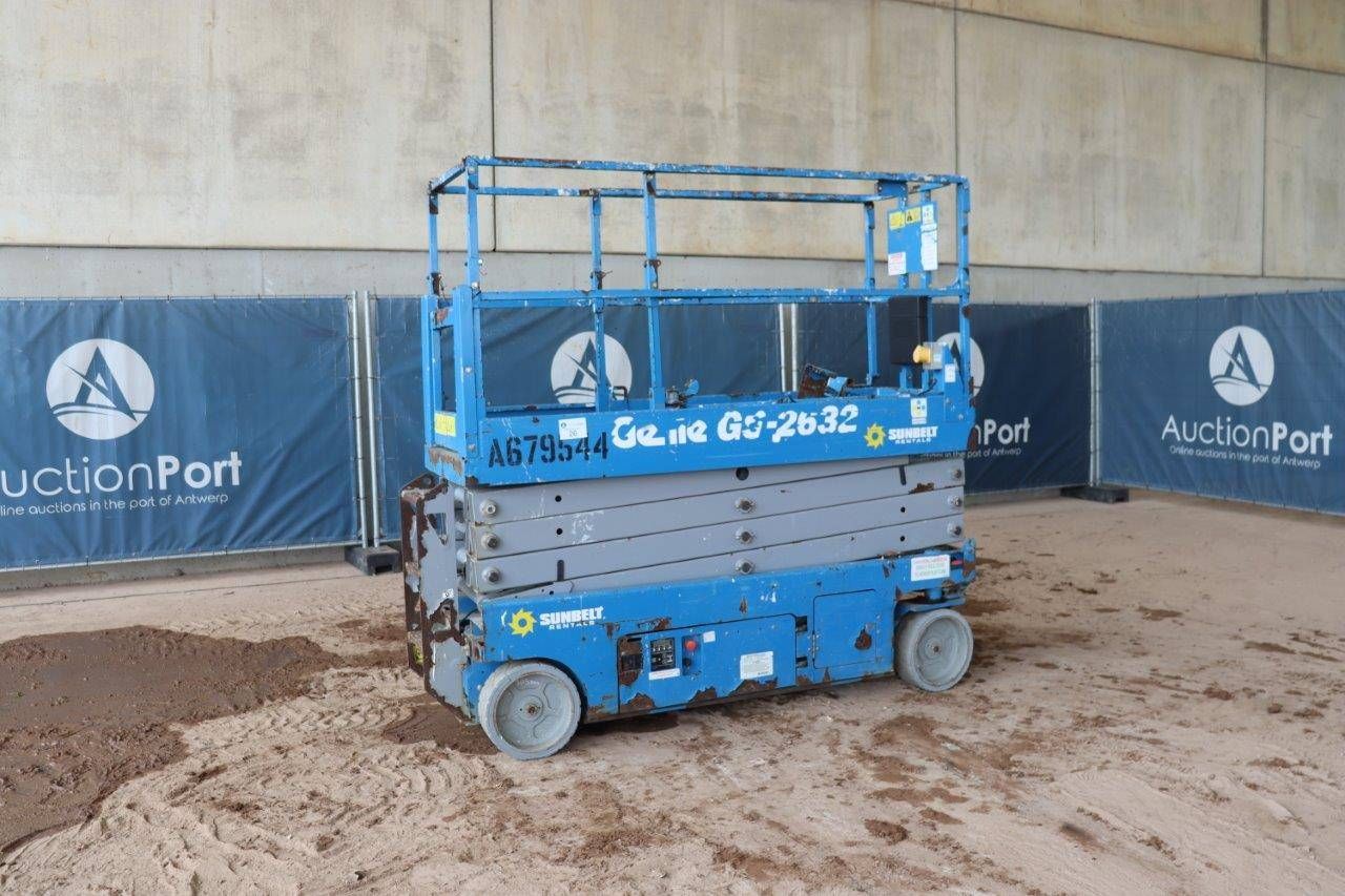 Scissor lift Genie GS2632 Electric 227kg 9.96m 2015
