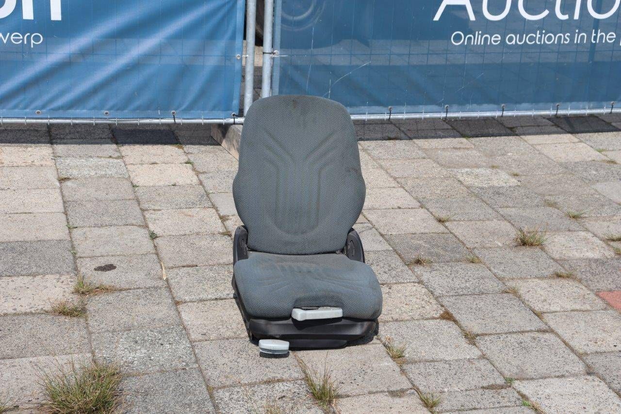 Grammer forklift seat