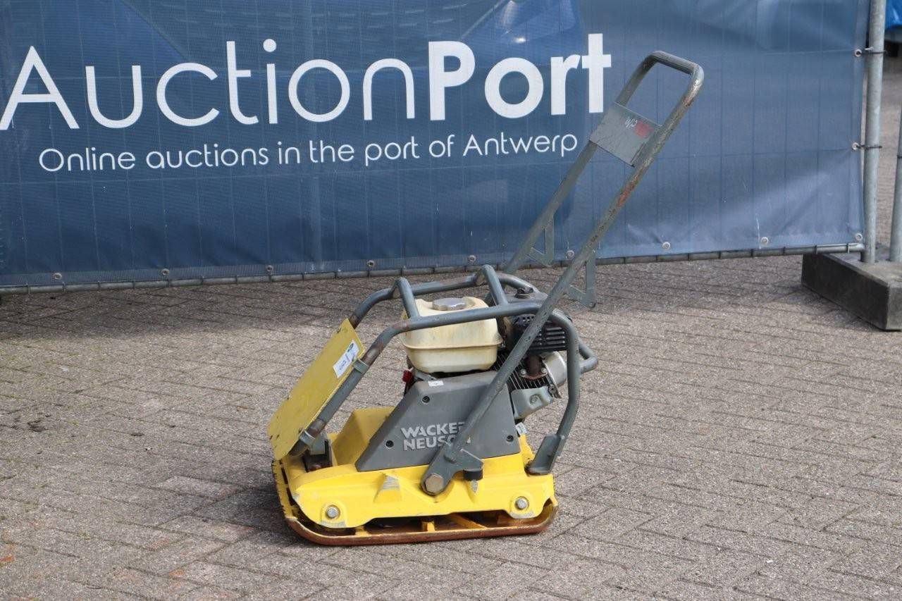 Vibrating plate Wacker Neuson WP 1550 Petrol