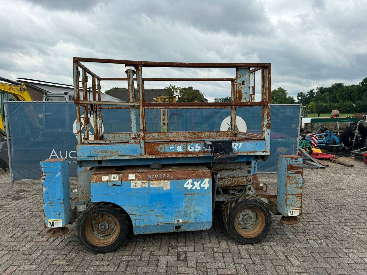 Scissor Lift Genie 4x4 Diesel 2014