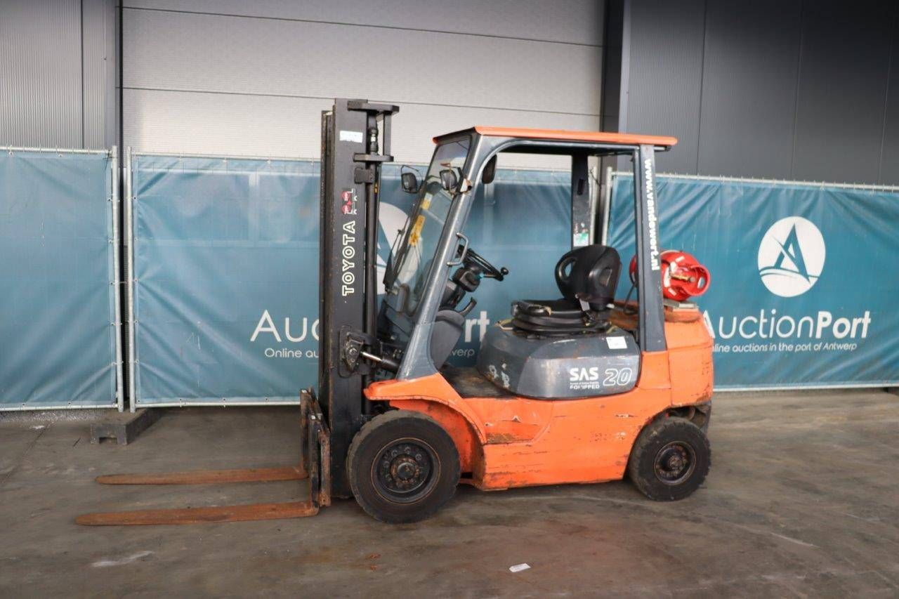 Forklift Toyota 42-7FGF20 LPG 2000kg