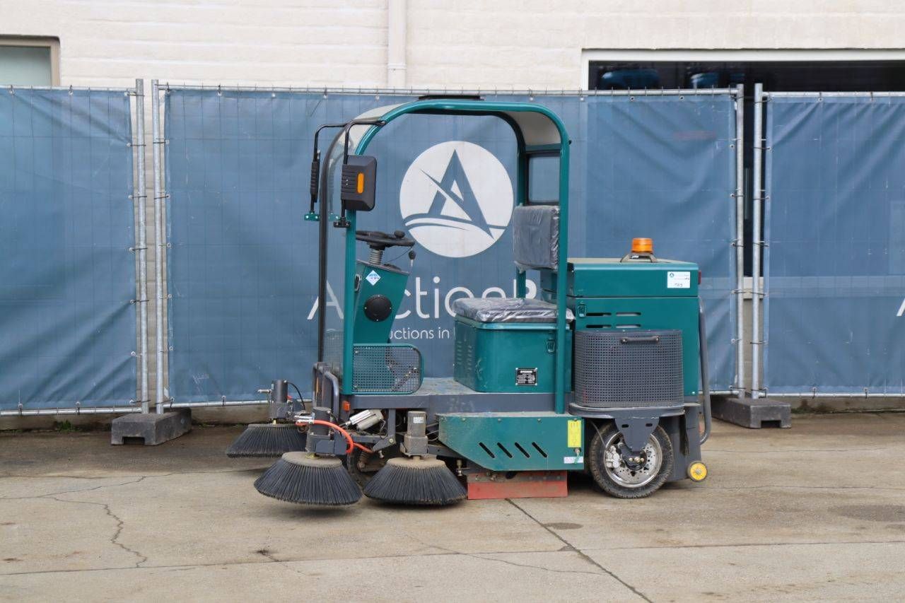 Nycheki Electric Sweeper