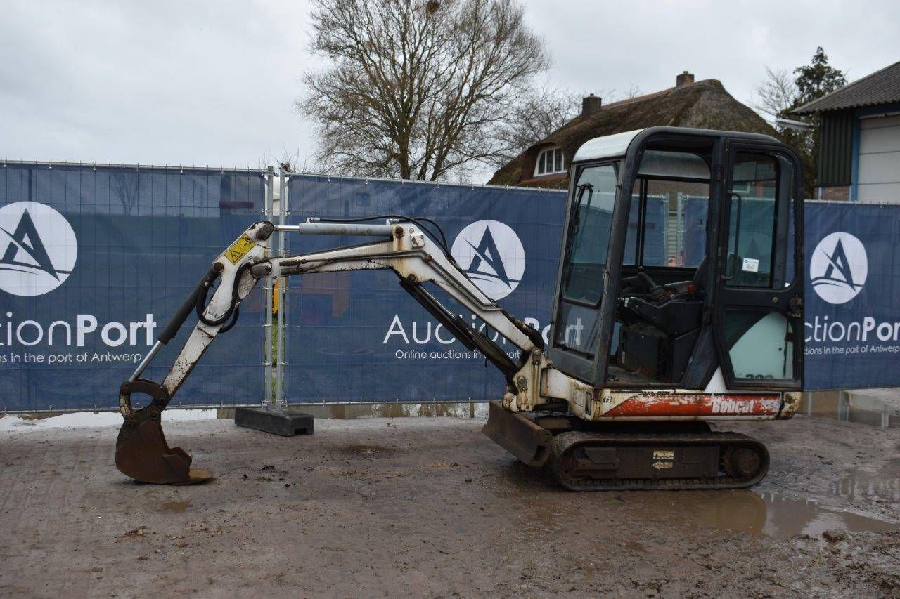 Mini digger Bobcat 322D Diesel