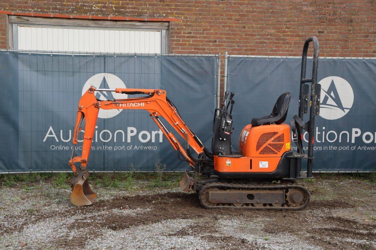 Minigraver Hitachi Zaxis Hydraulic Excavator ZX10U-2 YSR Diesel 2017