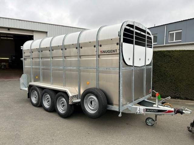 Remolque de ganado Nugent L43 15T 3500kg