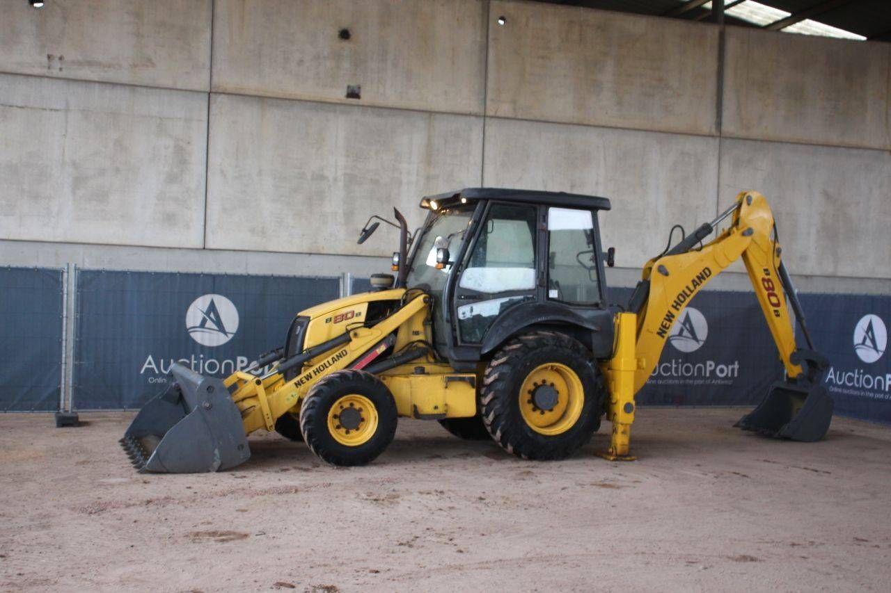 Graaf-laadcombinatie New Holland B80B Diesel 72kW 2017