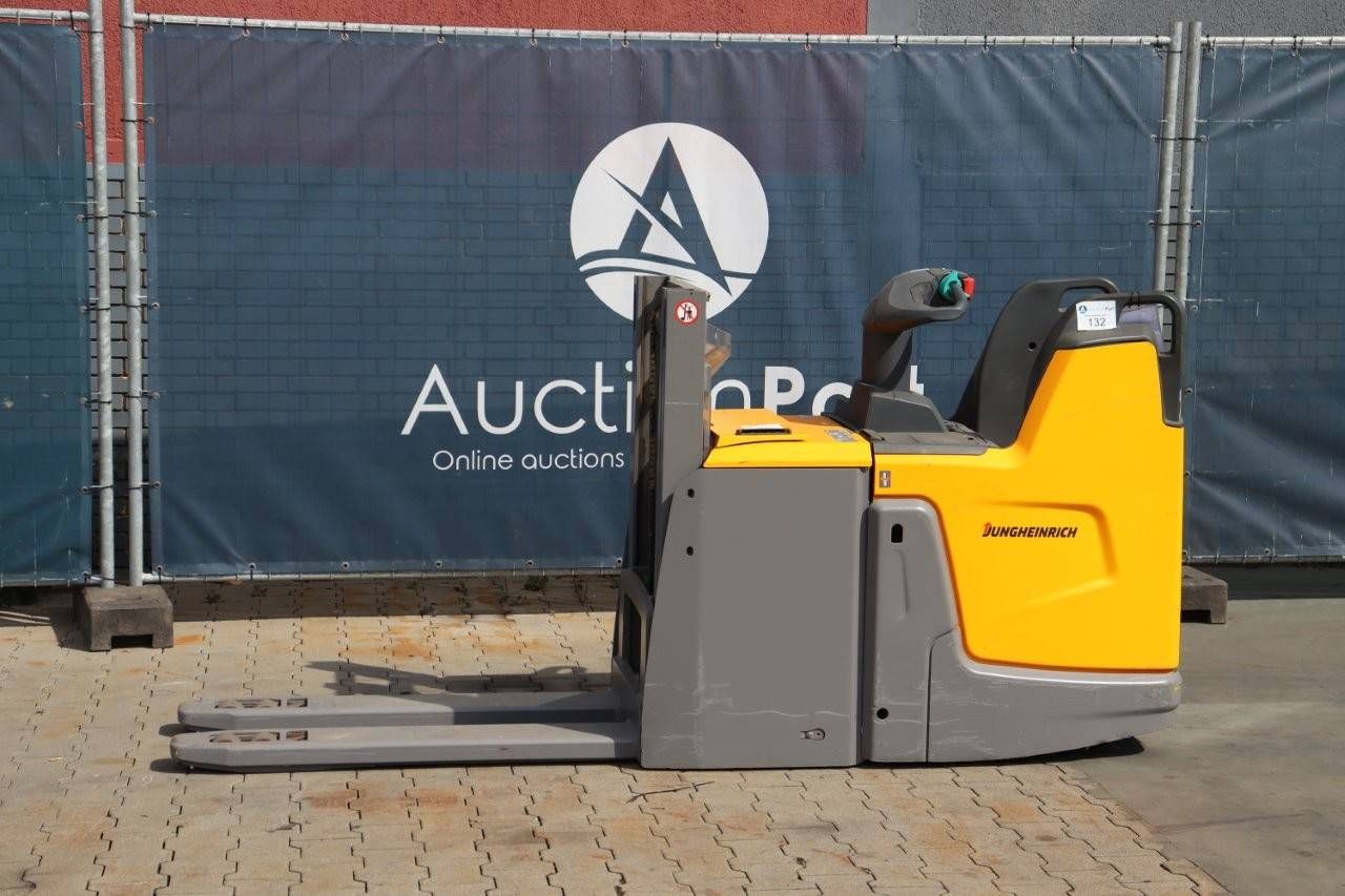 Stacker Jungheinrich ERD 220 Electric 2000kg 1.66m 2018