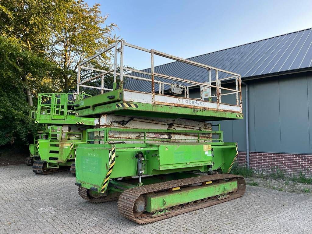Scissor lift Holland Lift Diesel