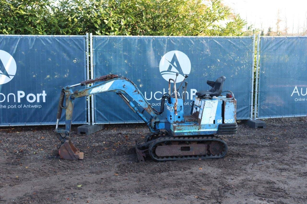Mini excavator Kobelco SK007 Diesel 8hp 