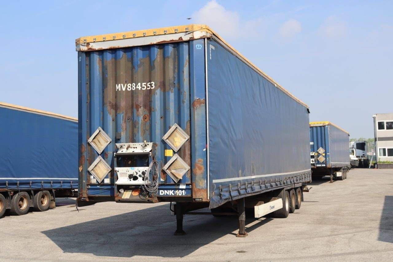 Curtainsider trailer Krone SD 2012