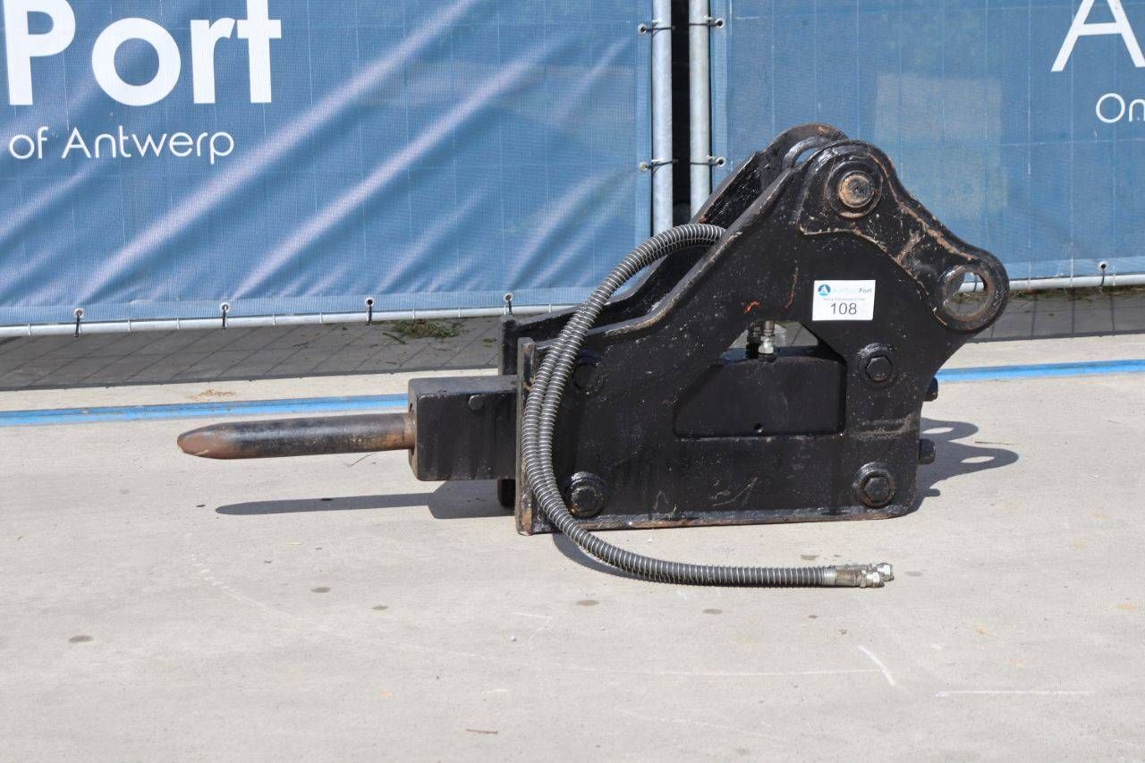 Demolition hammer