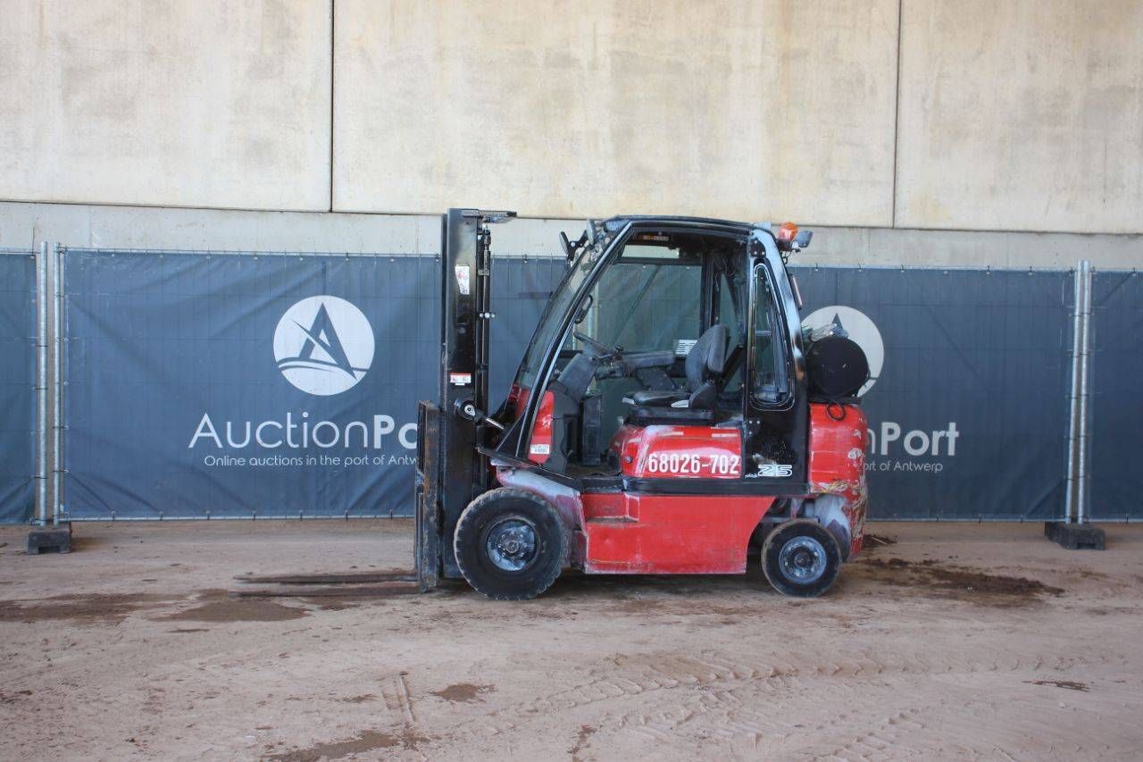 Forklift Nissan LPG 2500kg 3.3m 2015