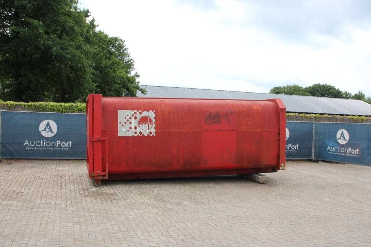 Container