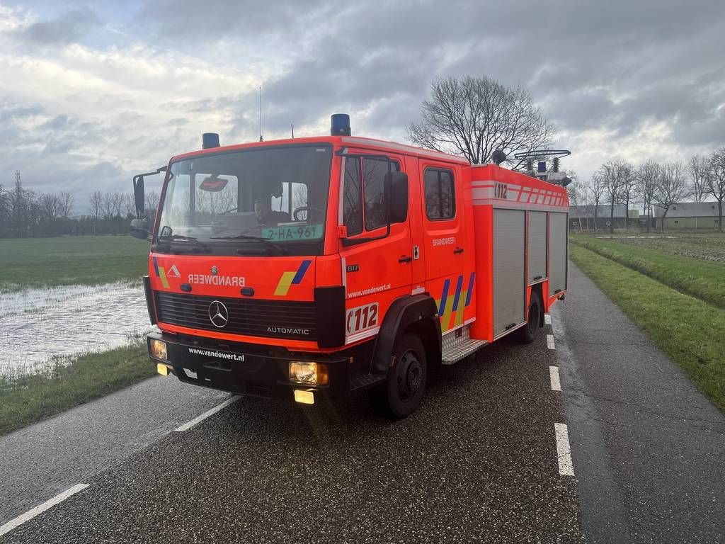 Fire brigade fire vehicle Mercedes E817R Diesel 1994