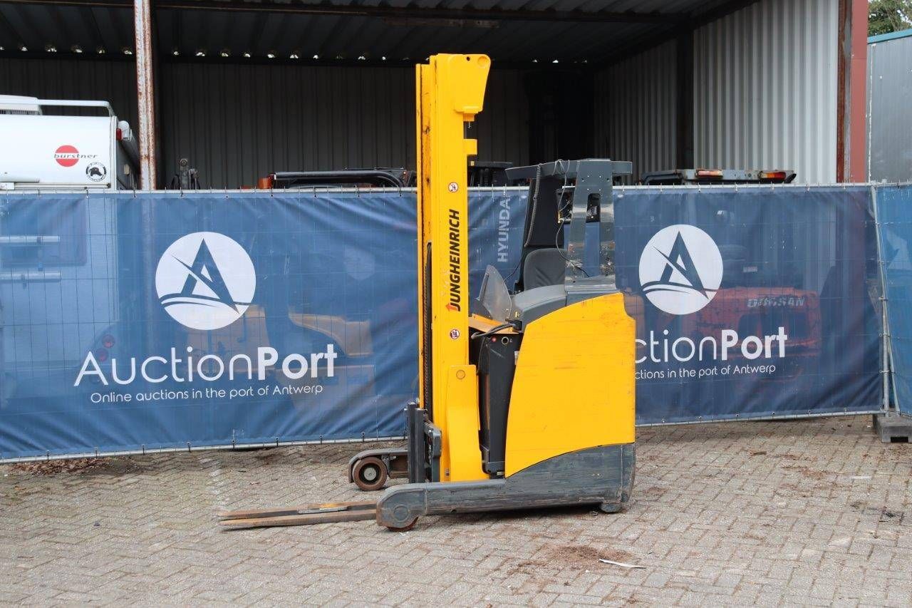 Reach truck Jaungheinrich ETV110 Electric 1000kg 7.1m