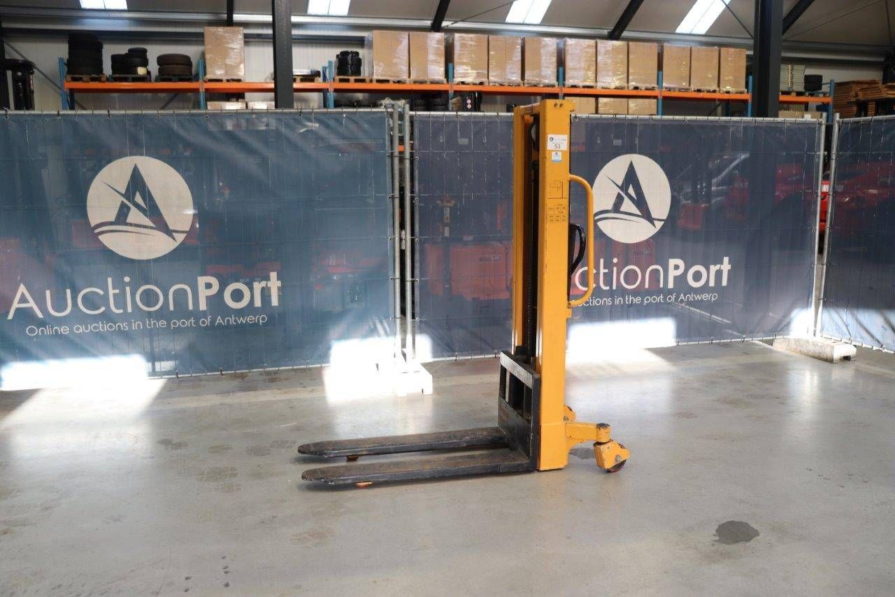 Stacker Ub-Lift 1000kg 2.5m